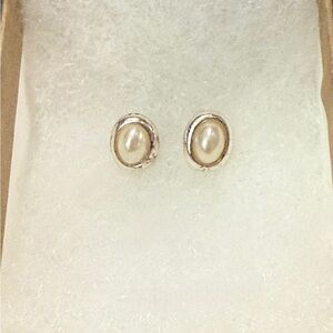 Elegant Silver Pearl Stud Vintage Earrings